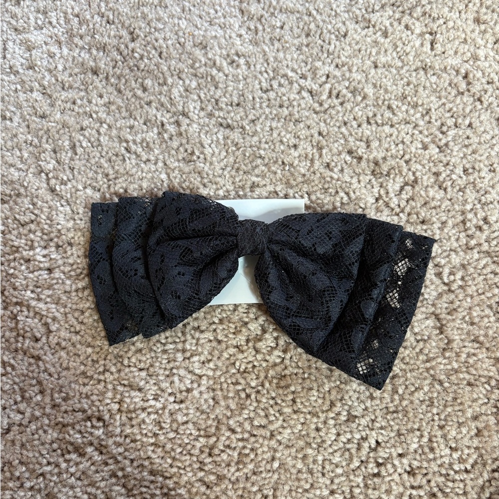 Elegant Black Lace Hair Bow